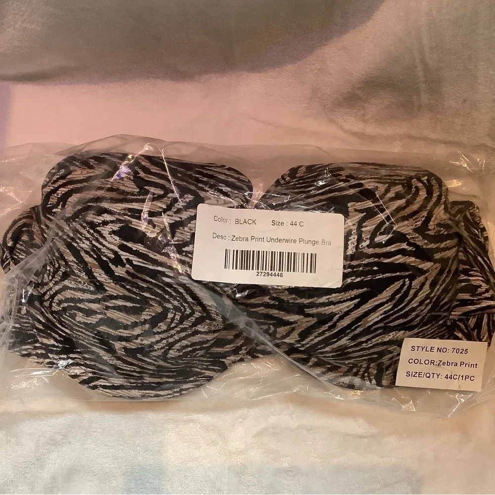 Avenue BODY Sizes 40C & 44C Zebra Underwire Plunge Bra NWT (Q06.3)